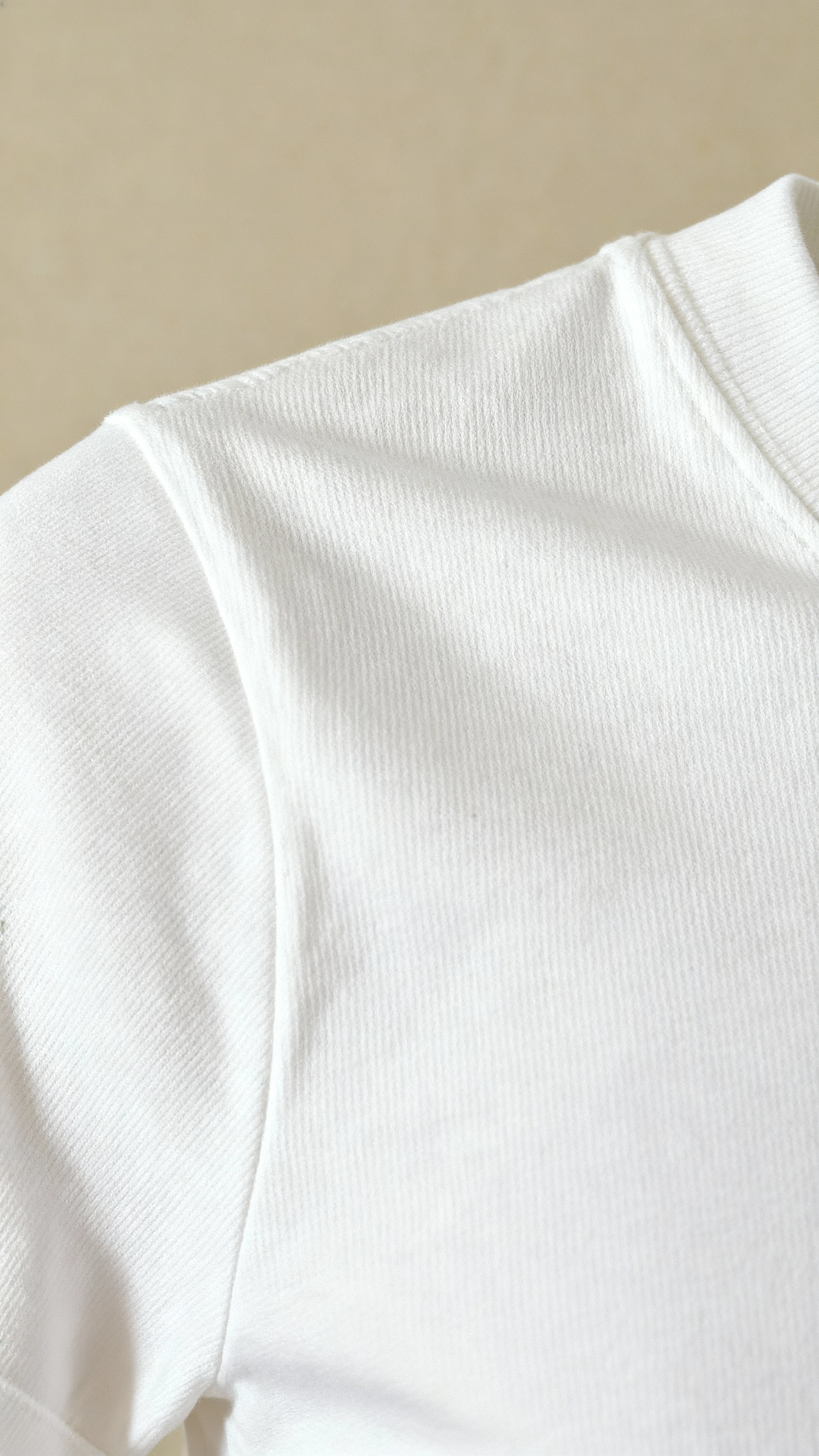 Clarté T-Shirt – Pure White